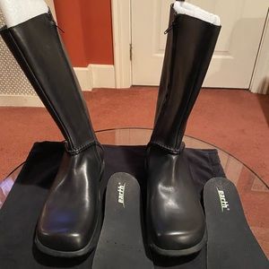 Kalso Earth shoes Knee High Leather Neoprene Boots - Black - Women Size 11